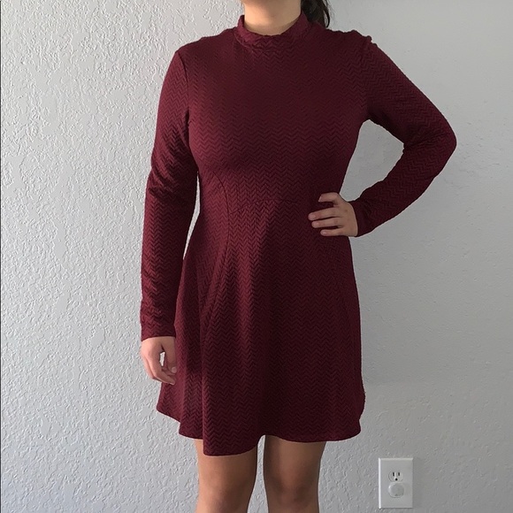 Dress - Picture 1 of 2